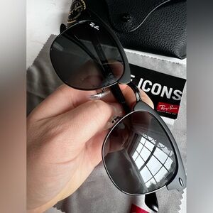 NWOT raybans unisex